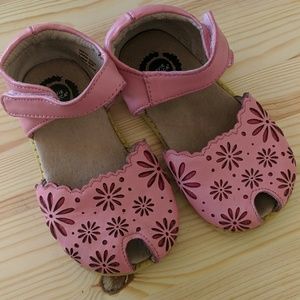 Lovie & Luca size 8 toddler